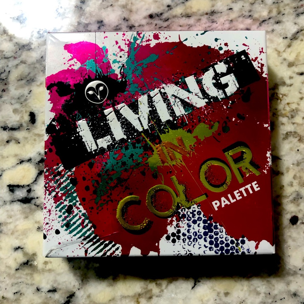 Living in color palette